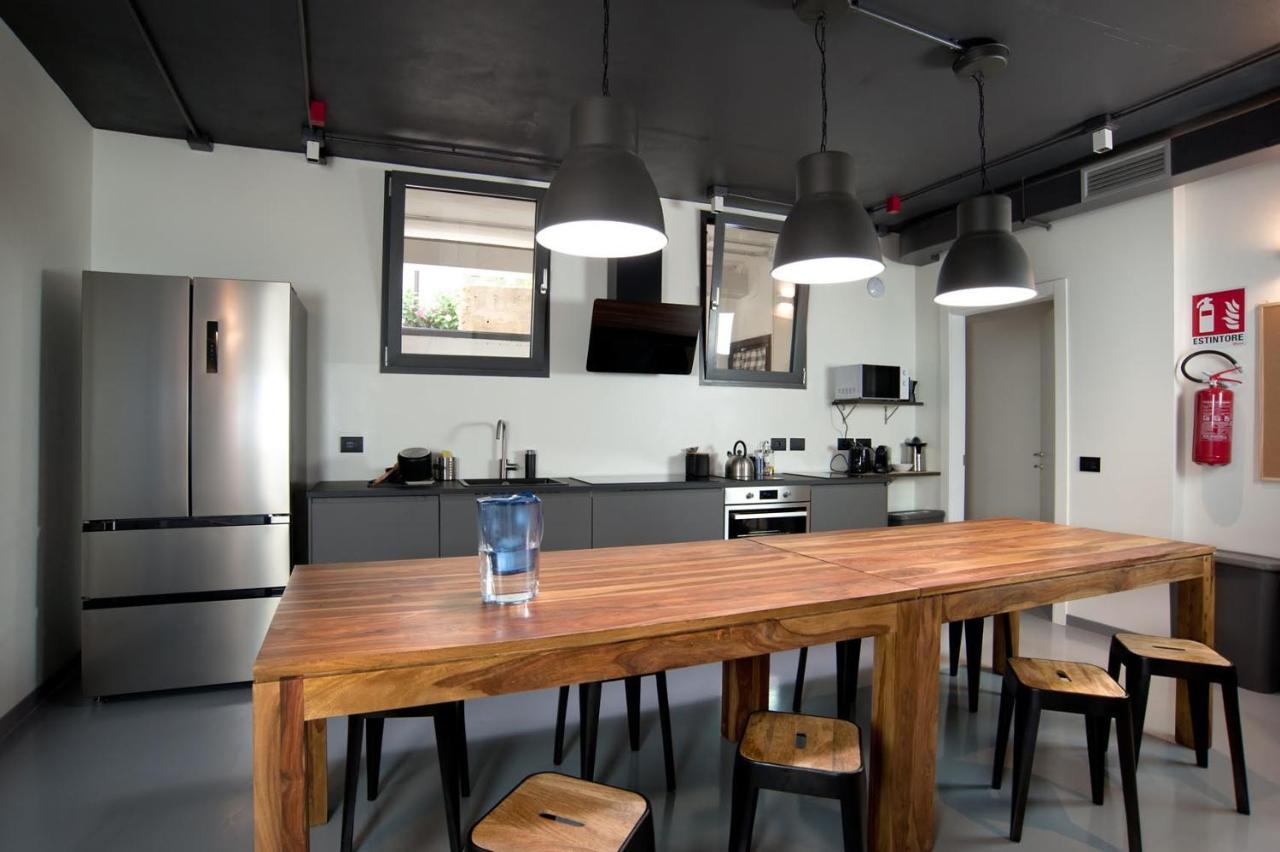 Апартаменты Annama Coliving Брешия Экстерьер фото
